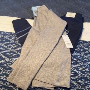 Southern Tide pull over and leggings set